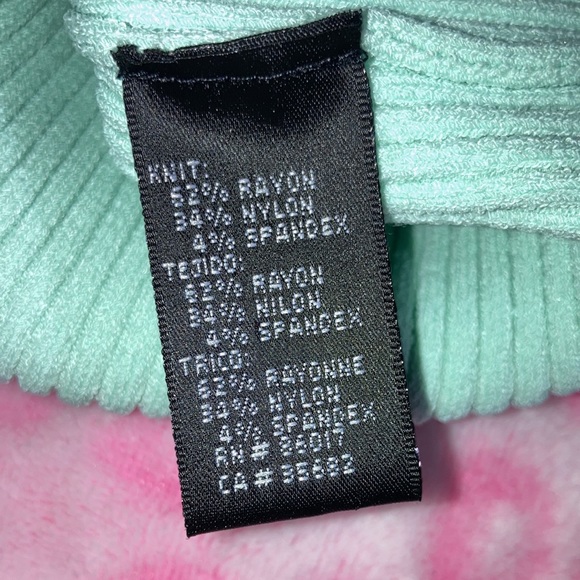 👗Bebe Mint Cardigan 👗 - Picture 3 of 4